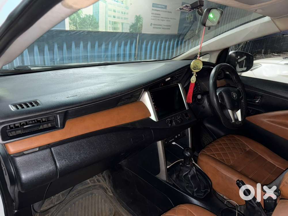 Toyota Innova Crysta 2018