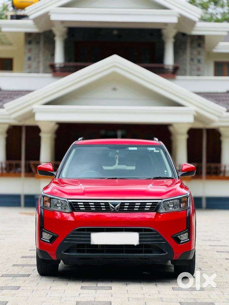 Mahindra Xuv300 W6 Amt Diesel, 2023, Diesel