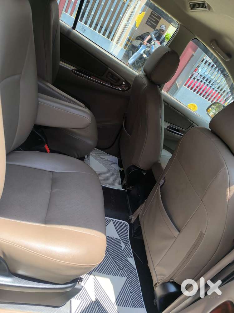 Toyota Innova 2.5 G (diesel) 7 Seater, 2016, Diesel