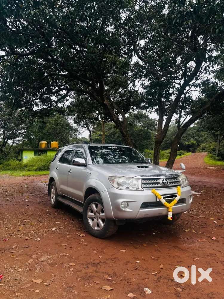 Toyota Fortuner 2011 Diesel 1,33,000  Km Driven