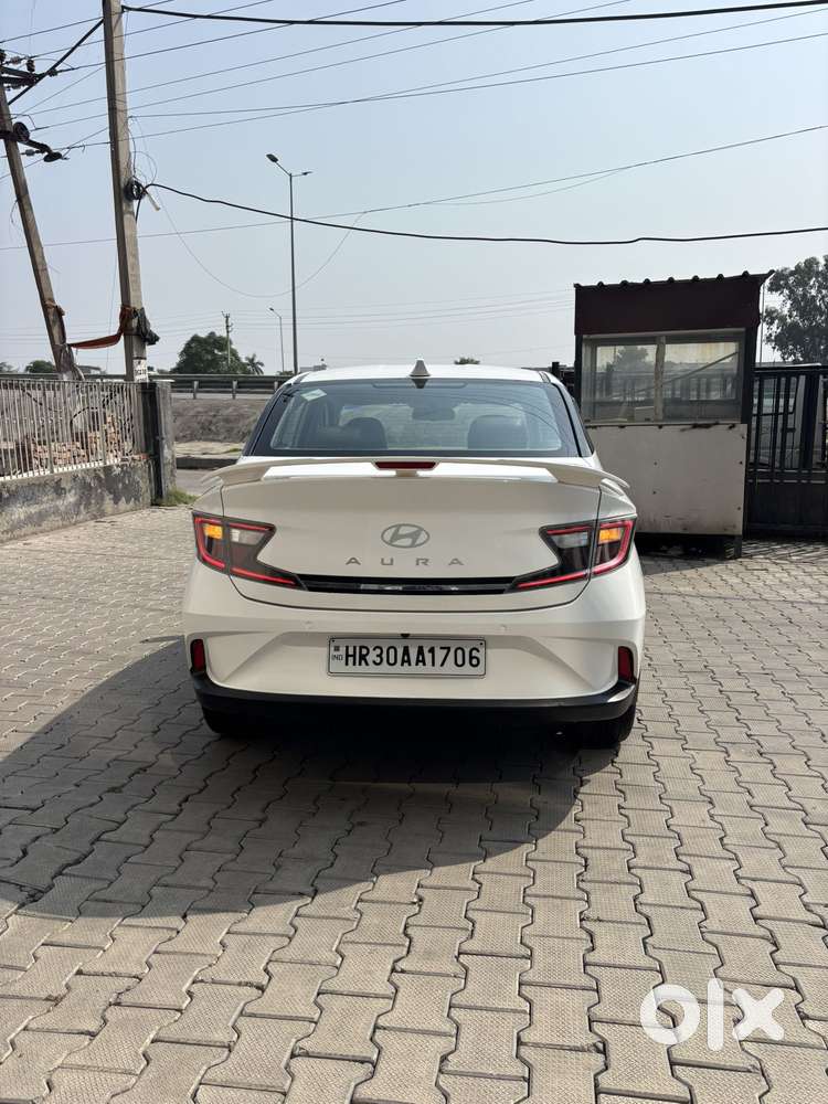 Hyundai Aura Sx 1.2 Cng, 2023, Cng & Hybrids