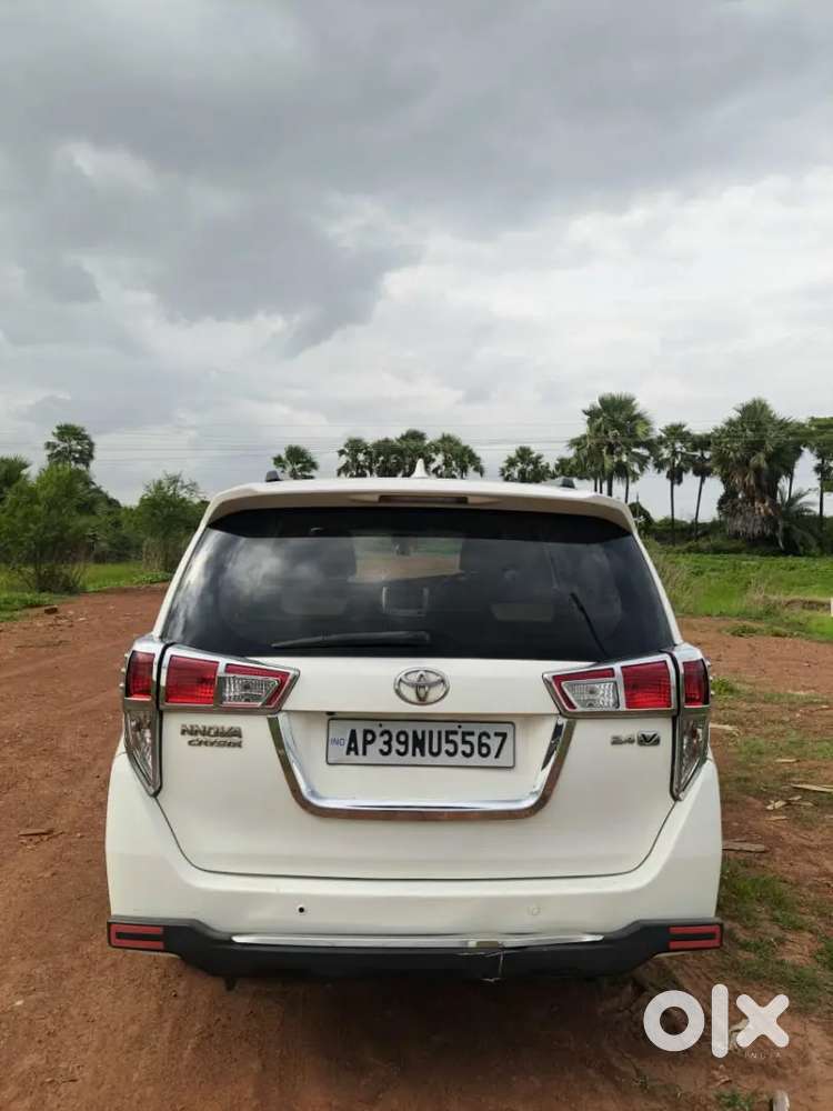 Toyota Innova Crysta 2017 Diesel Mt