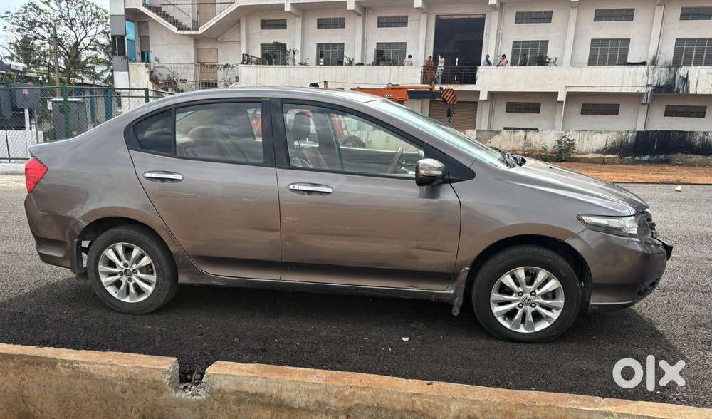 Honda City 1.5 V AT Sunroof, 2012, Petrol