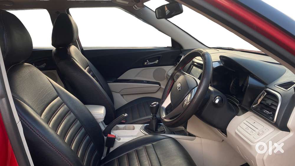 Mahindra Xuv300 W8 Option, 2022, Petrol