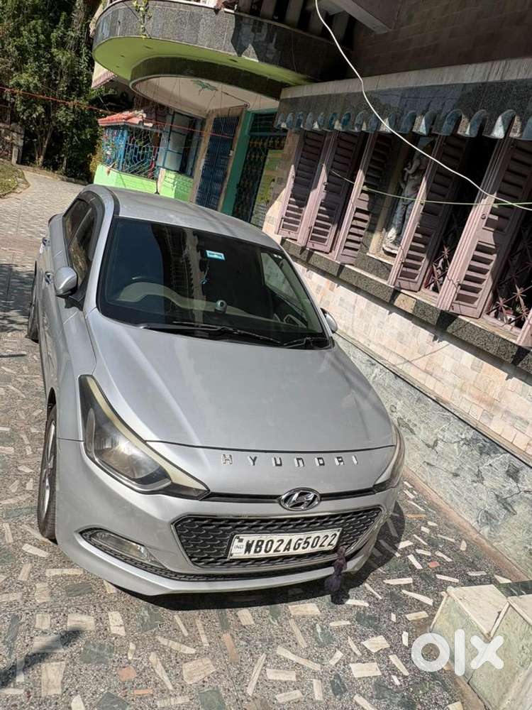 Hyundai I20 2015 Petrol 145000 Km Driven