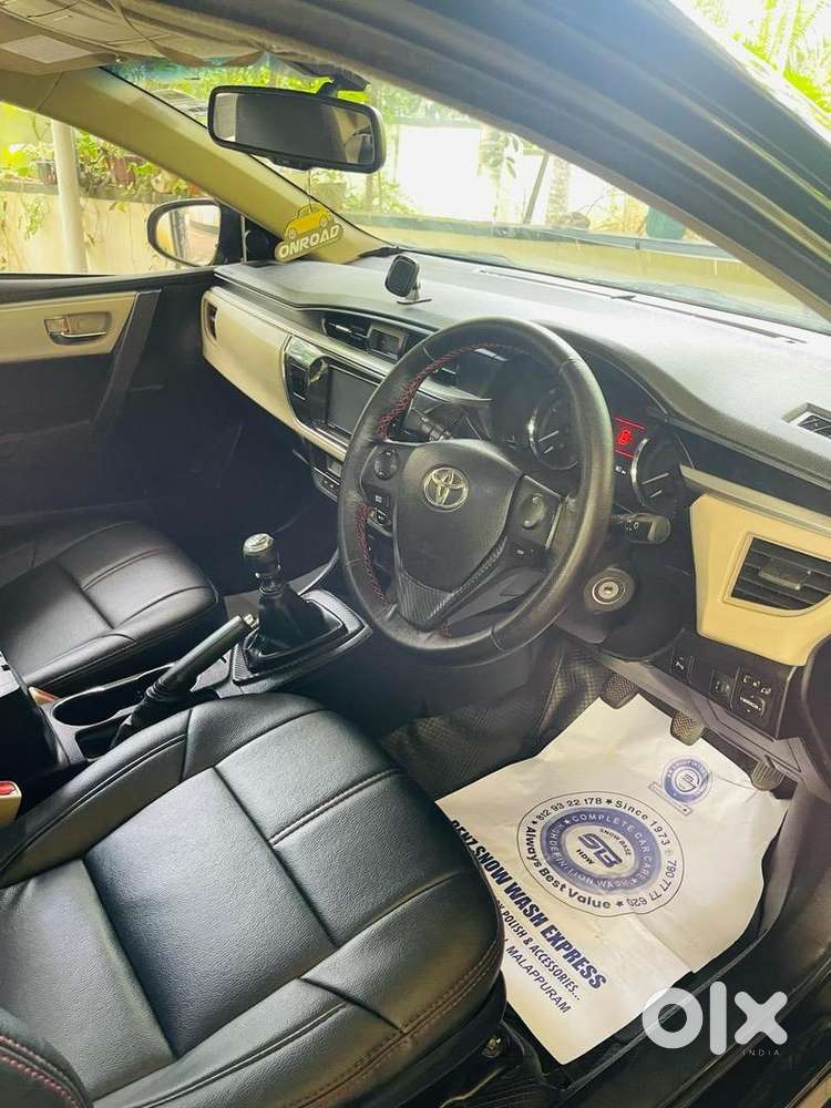Toyota Corolla Altis 2015 Diesel Well Maintained