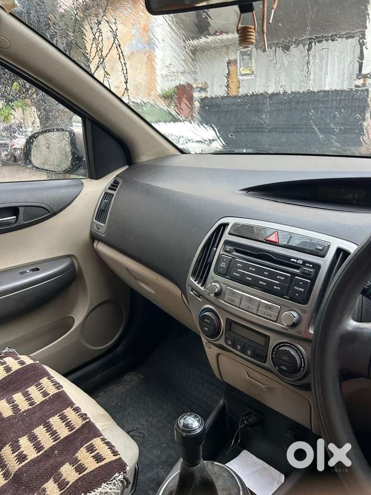Hyundai I20 Magna Petrol 2013