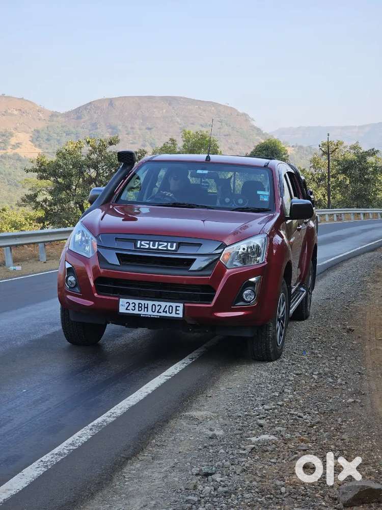 Isuzu Hi-lander 4x2 Mt 2023 Diesel 9050 Km Driven In Mint Condition