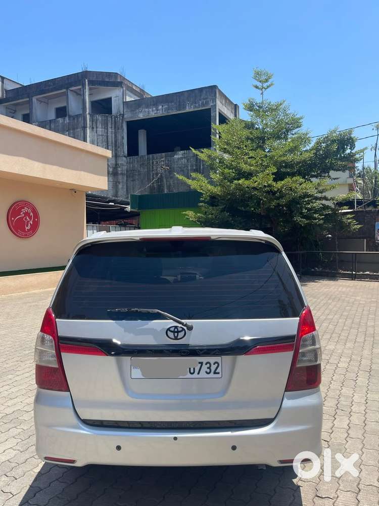 Toyota Innova Diesel 2014