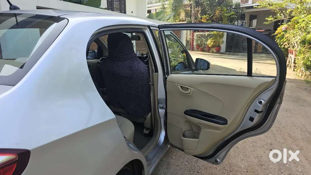 Honda Amaze Silver Color 2017 Model