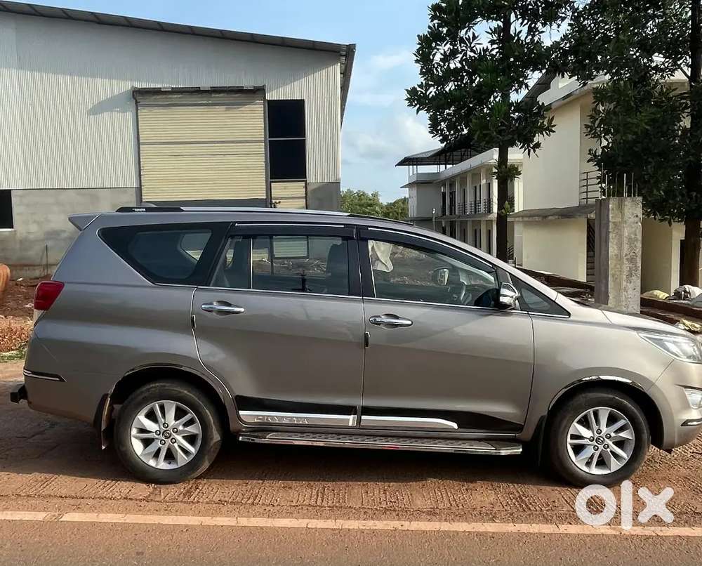 Toyota Innova Crysta 2017 Diesel Manual