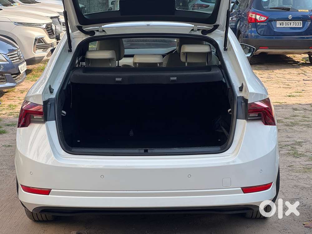 Skoda Octavia 2.0 Style Tsi At, 2022, Petrol