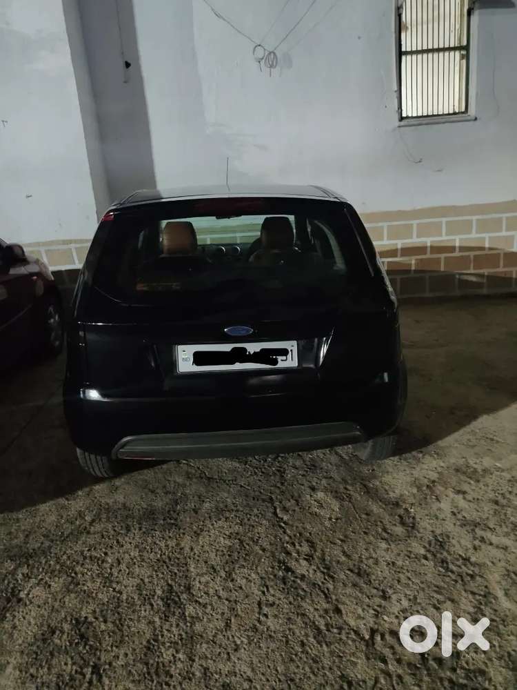 Ford Figo Diesel Zxi 2011