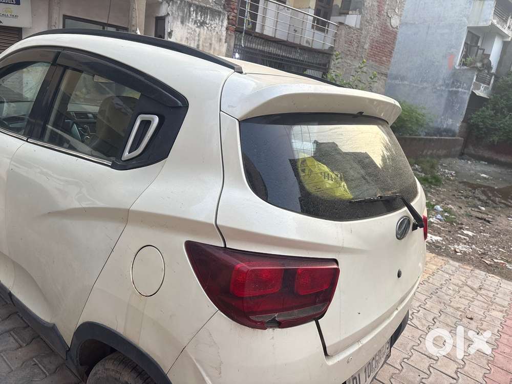 Mahindra Kuv 100 2016