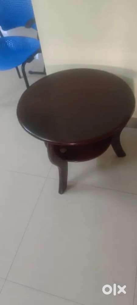 Olx deals small table