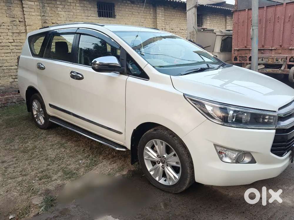 Toyota Innova Crysta 2018