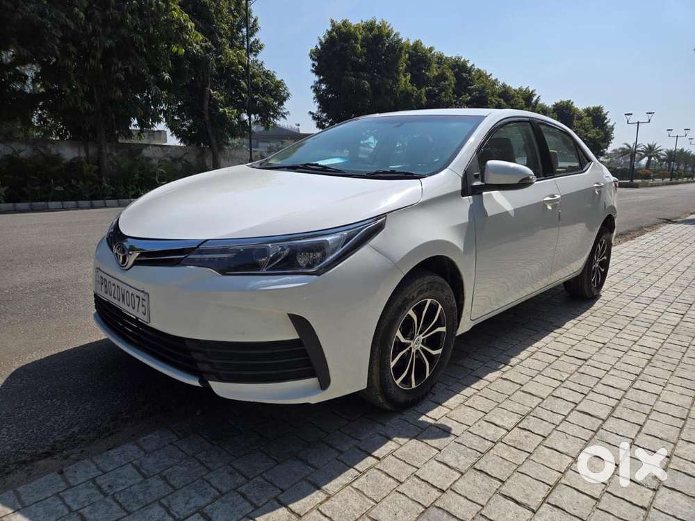 Toyota Corolla Altis 1.8 J, 2017, Diesel