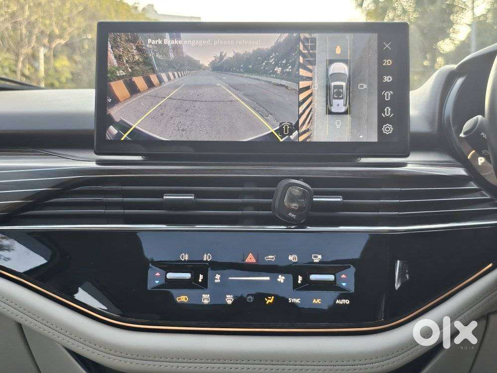 Tata Safari Accomplished Plus 6 Str Dual Tone, 2024, Diesel