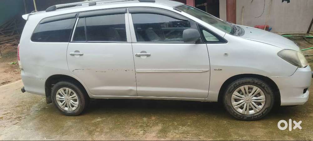 Toyota Innova 2.5 G2 2011