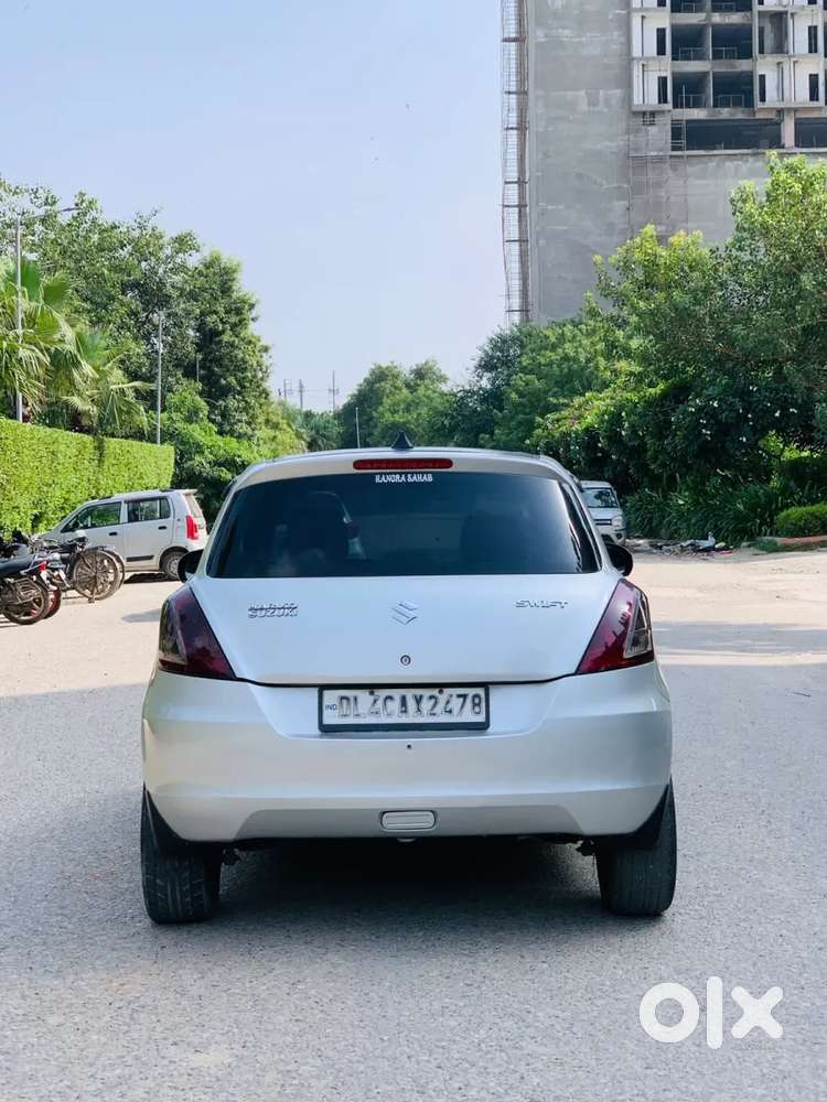 Maruti Suzuki Swift Lxi Optional-o, 2017, Petrol