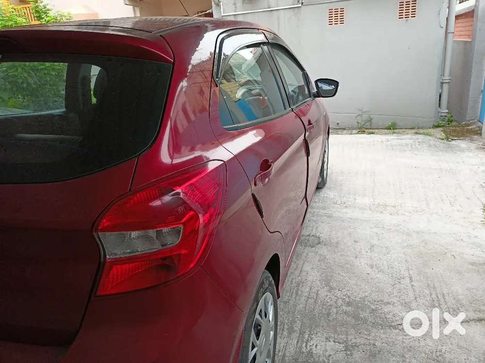 Ford Figo Titanium Mt 2016