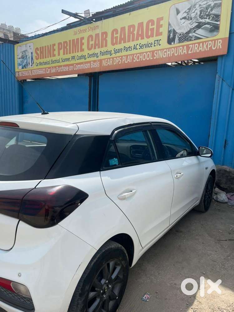 Hyundai I20 2020 Petrol 70000 Km Driven