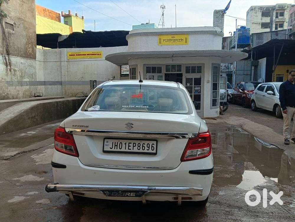 Maruti Suzuki Dzire 1.2 Vxi, 2022, Petrol