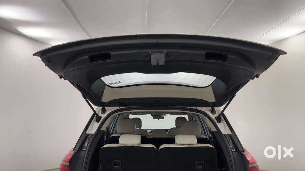 Mahindra Xuv700 2.2 Ax 7 Diesel At Luxury Pack Str, 2023, Diesel