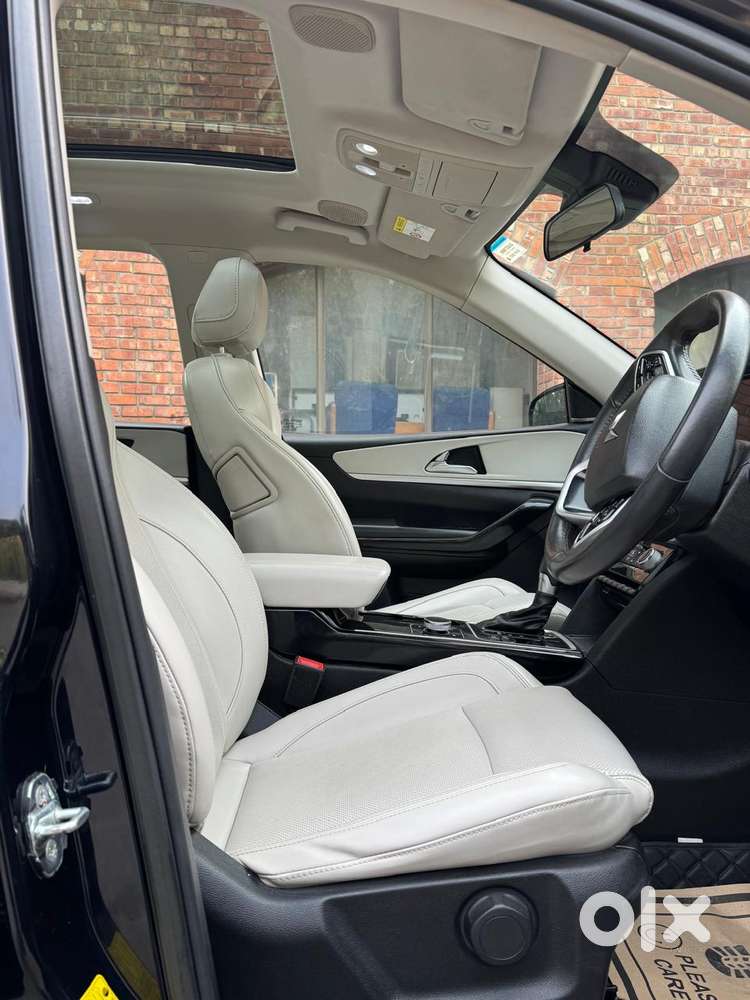 Mahindra Xuv700 2.2 Ax 7 Diesel At Luxury Pack Str, 2023, Diesel