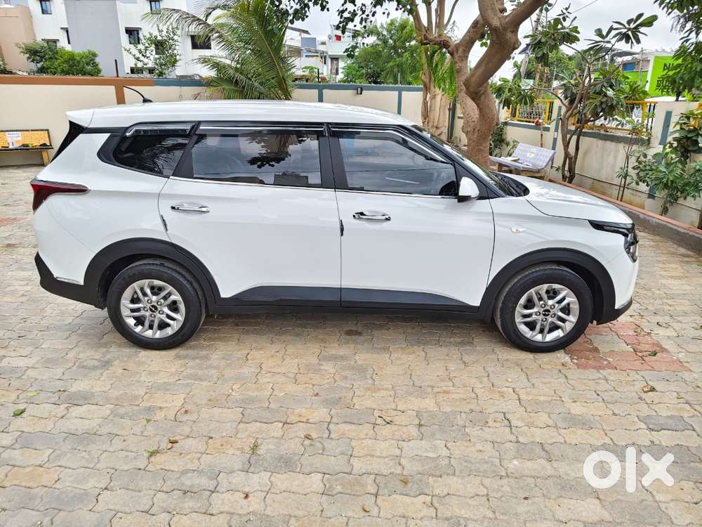 Kia Carens 1.4 Premium 7 Str, 2024, Petrol