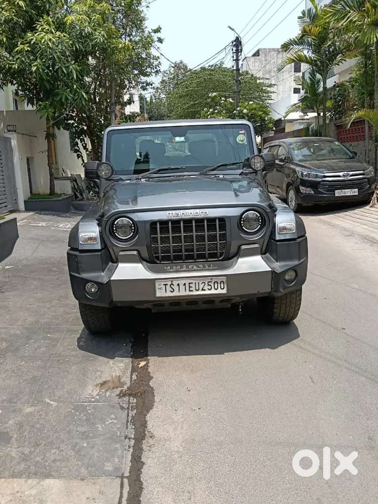 Mahindra Thar Diesel Automatic, Convertible, Top End