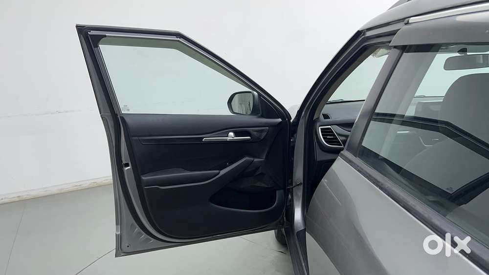 Kia Seltos 1.5 Htk+, 2020, Petrol
