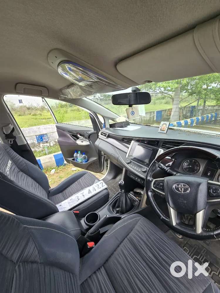 Toyota Innova Crysta 2016 Diesel Mt