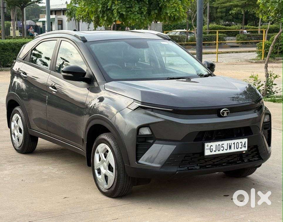 Tata Nexon Fearless Plus (ps) 1.2 Icng 6mt Red Dark Edition, 2026, C..