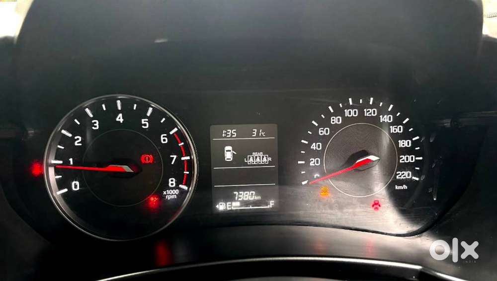 Maruti Suzuki Swift Vvt Zxi, 2024, Petrol