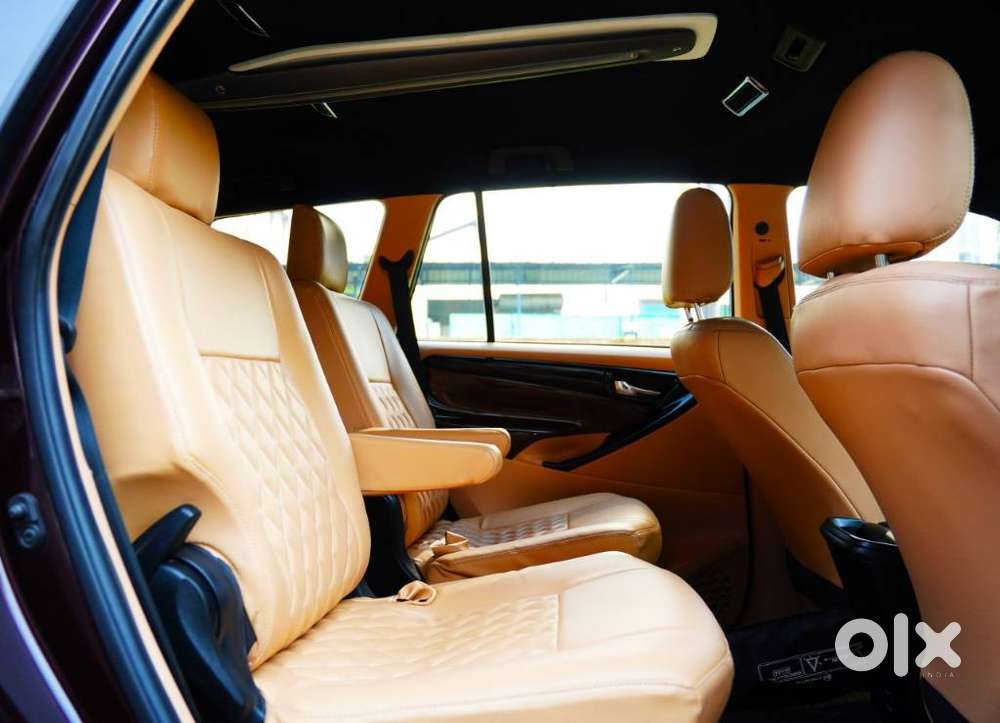 Toyota Innova Crysta 2.4 G Mt 7 Str, 2020, Diesel