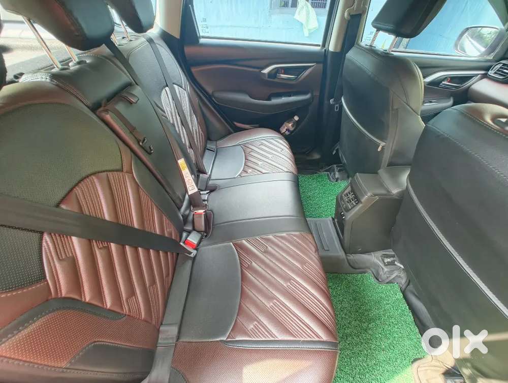 Maruti Suzuki Grand Vitara 2023 Petrol Well Maintained