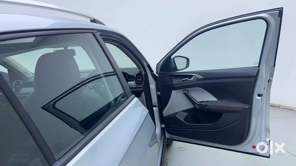 Skoda Kushaq Ambition 1.0l Tsi Mt, 2023, Petrol