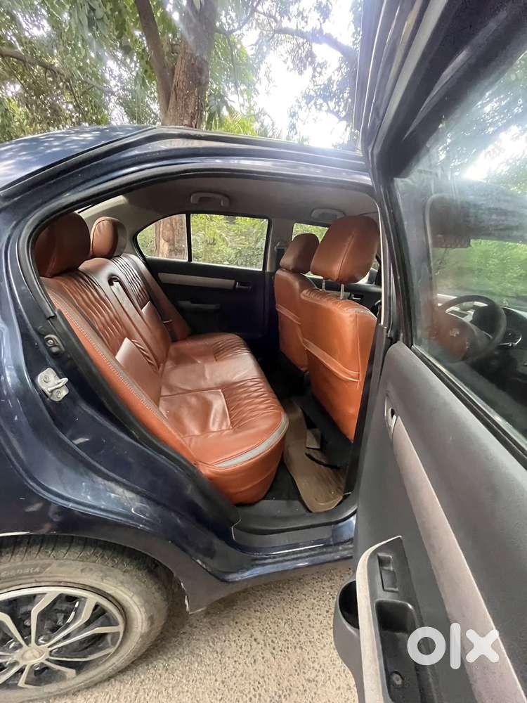 Maruti Suzuki Swift Dzire Vxi Optional, 2009, Petrol