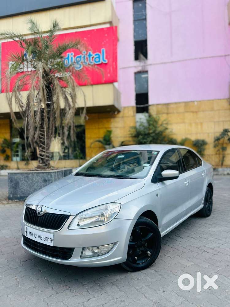 Skoda Rapid 2013-2016 1.5 Tdi At Ambition With Alloy Wheel, 2015, Di..