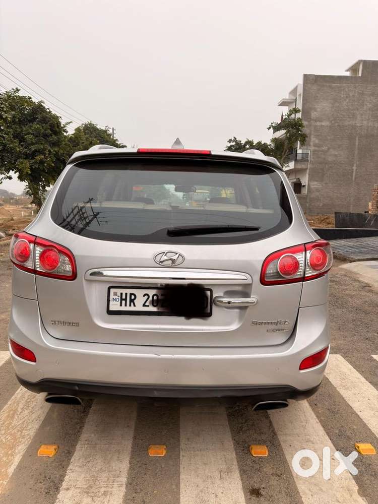 Hyundai Santa Fe 2013 Diesel Well Maintained