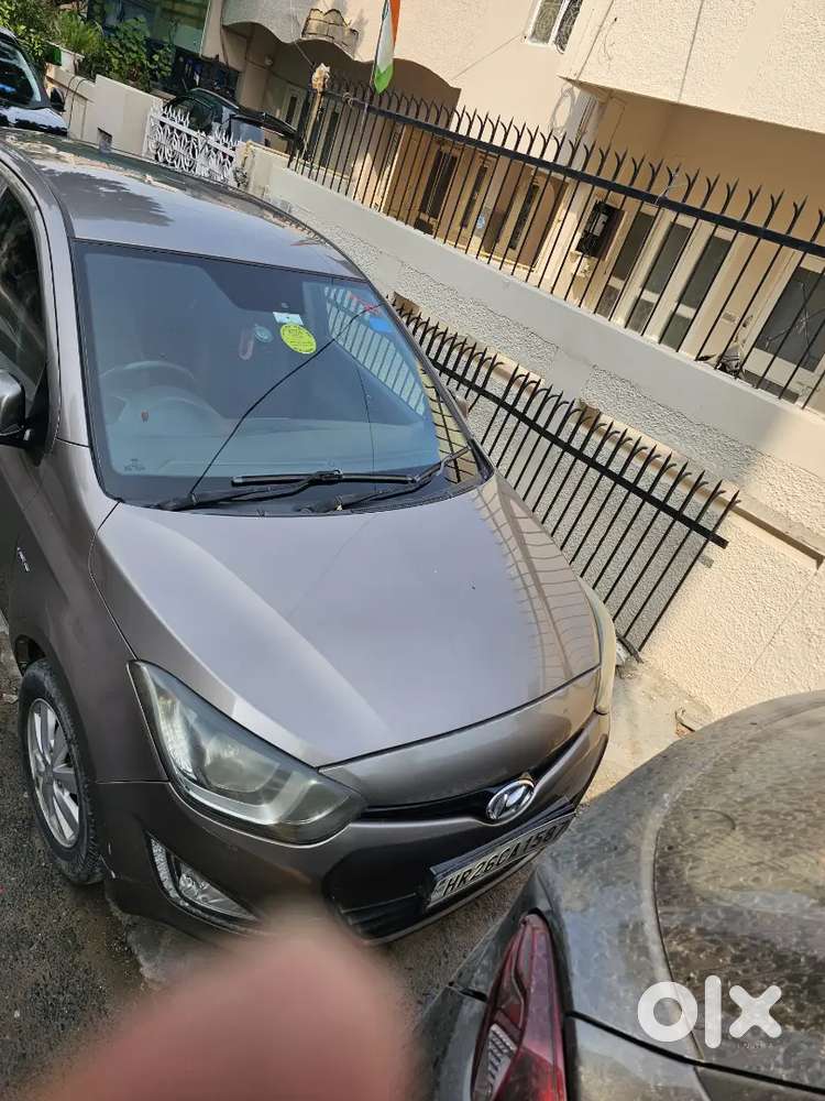 Hyundai I20 Sportz Petrol 2013
