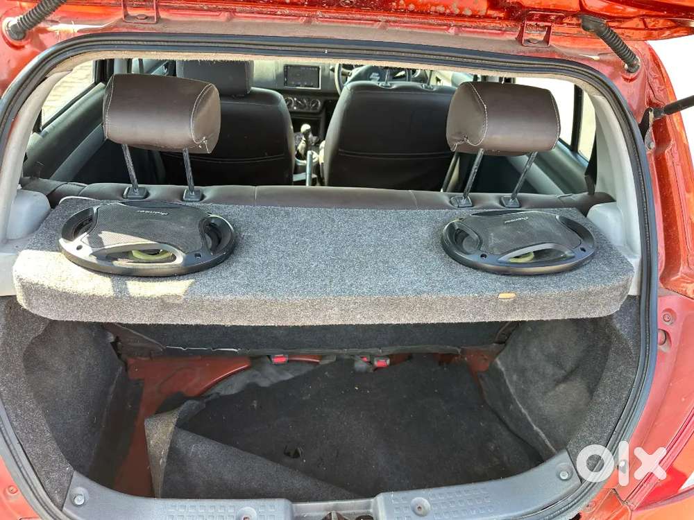 Super Tight And Clean Swift Vxi Hatchback Available For Sale.