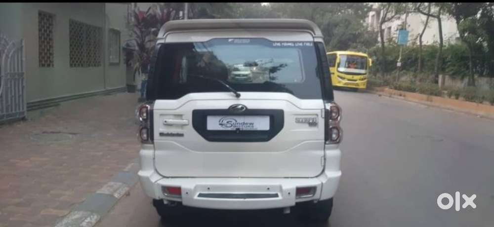 Mahindra Scorpio S10, 2016, Diesel