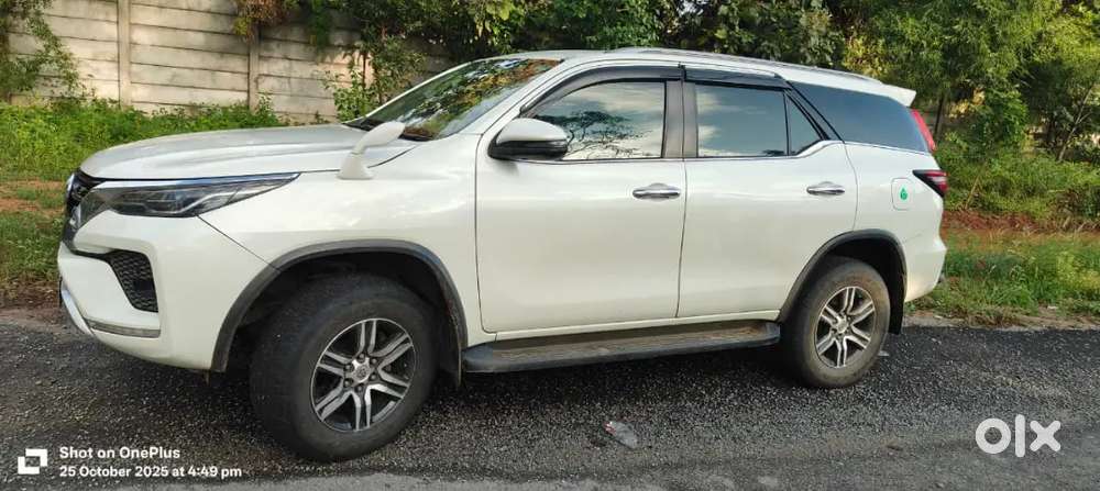 Single Owner Nd Showroom Maintance