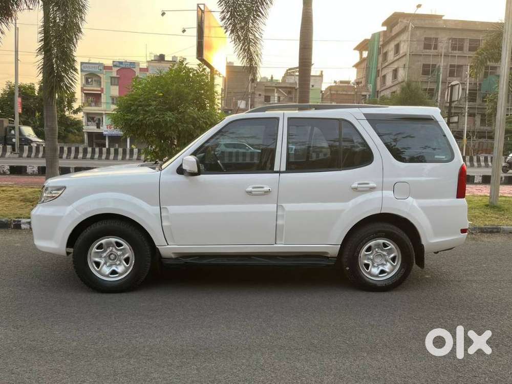 Tata Safari Storme Lx, 2013, Diesel