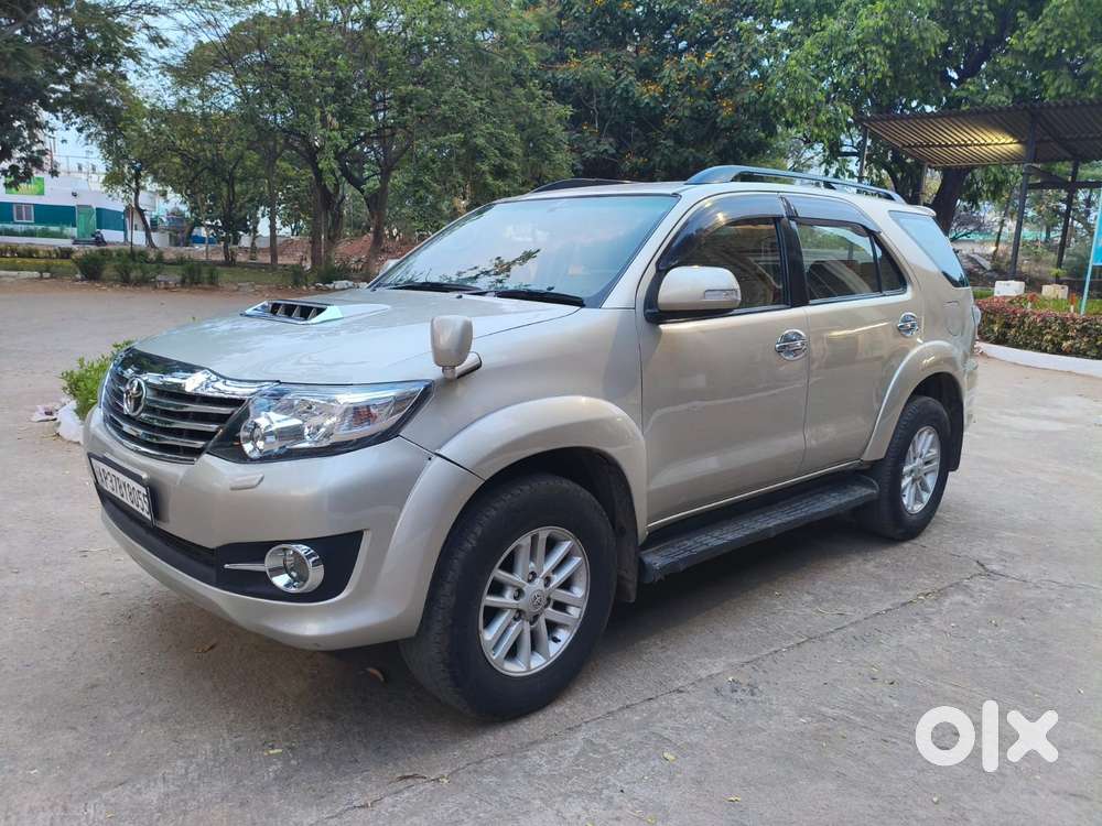 Toyota Fortuner 3.0 4x2 Automatic, 2013, Diesel