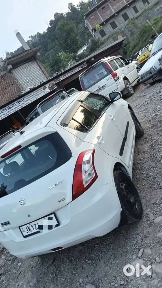 Maruti Suzuki Swift Vxi 2017