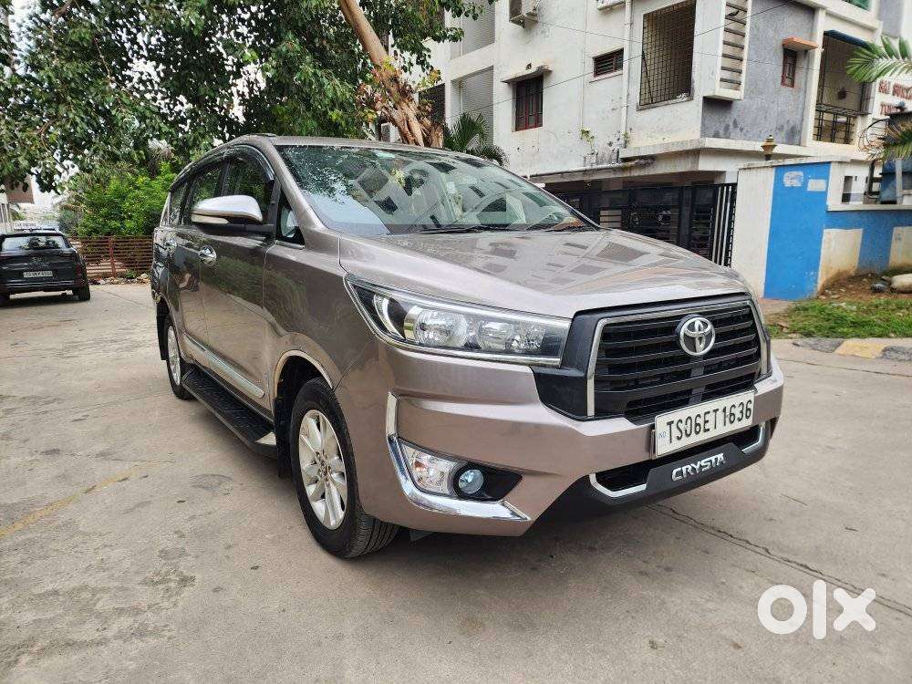 Toyota Innova Crysta 2.4 G Mt 8s, 2017, Diesel