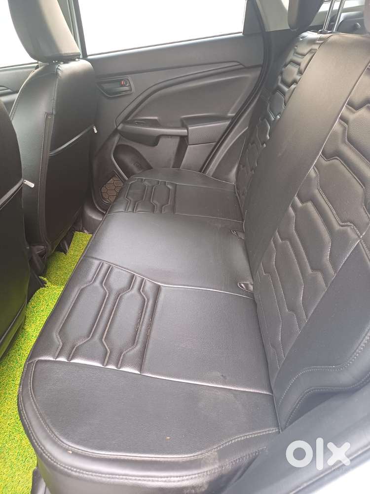 Maruti Suzuki Brezza 1.5 Lxi Smart Hybrid, 2024, Petrol